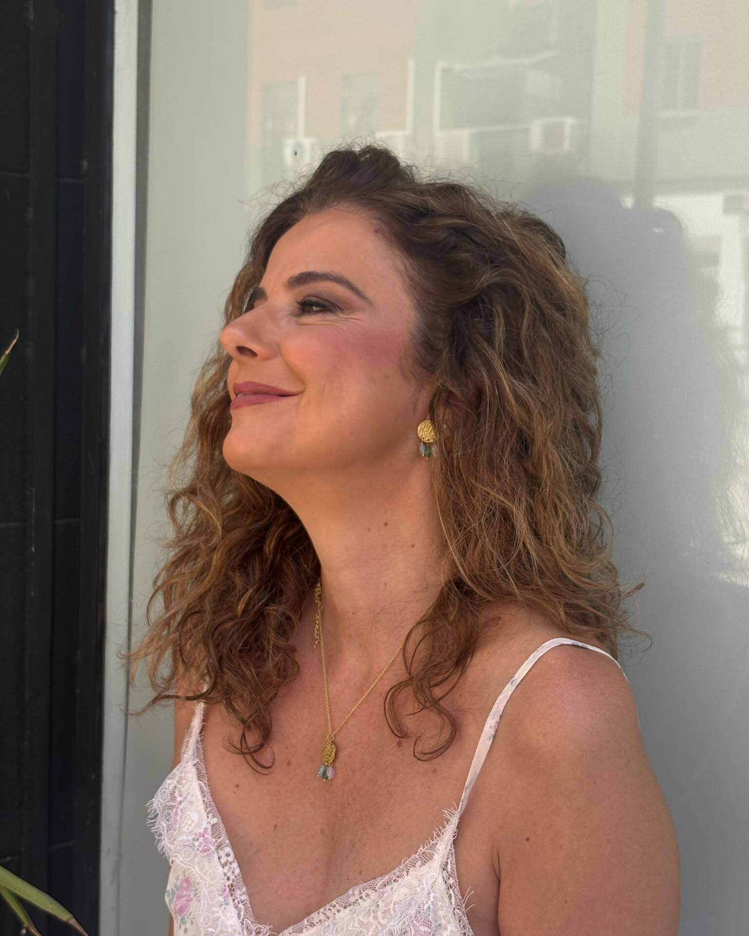 Peluqueria Pilar Diez - maquillaje y peinado para novias, madrinas, invitadas y eventos
